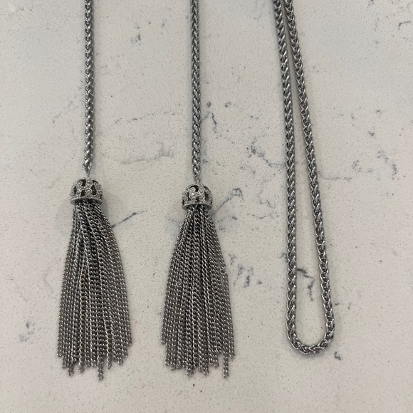 Kendra Scott Necklace - Picture 1 of 3